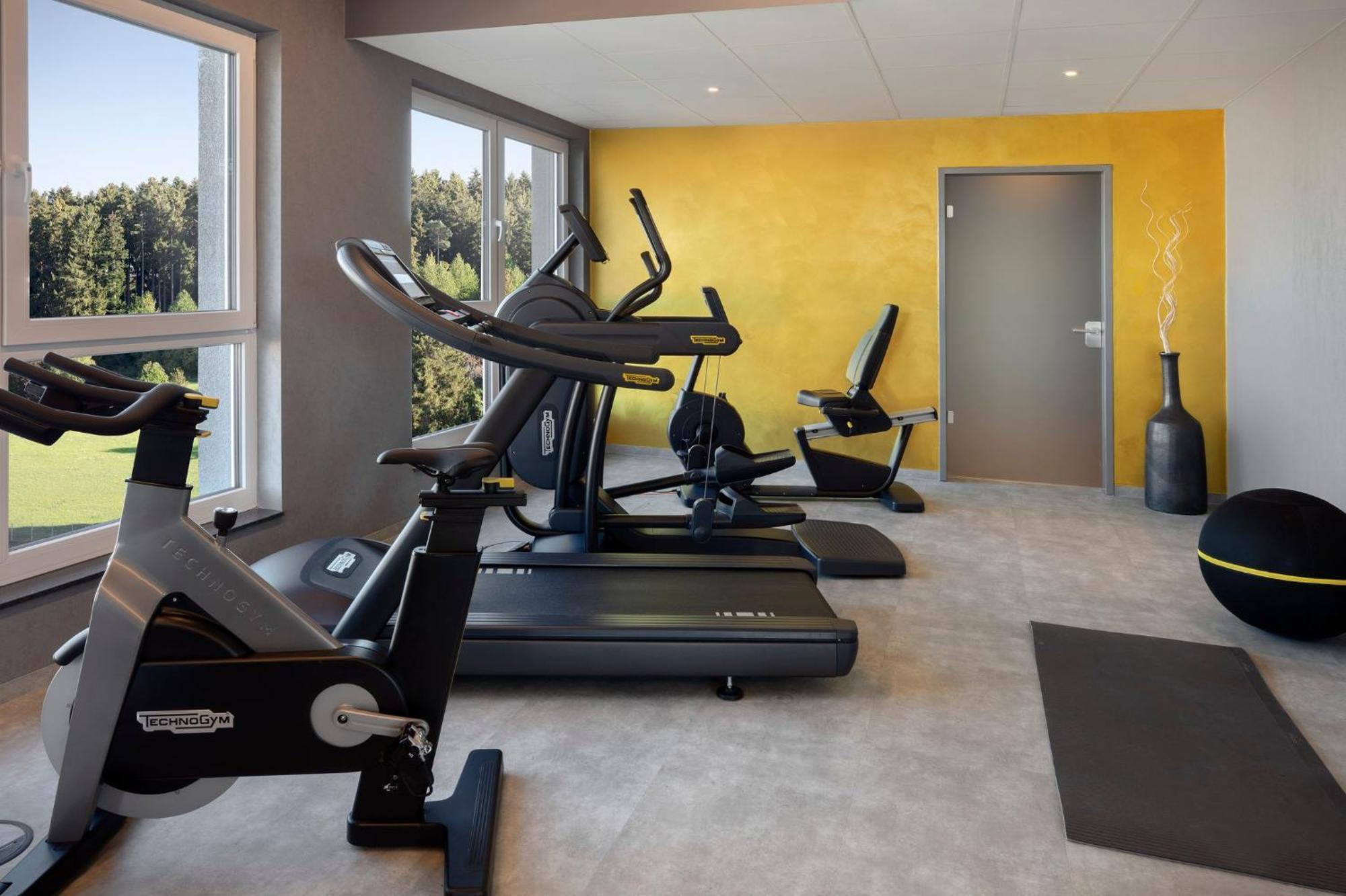 Holiday Inn - Villingen - Schwenningen By Ihg Bagian luar foto